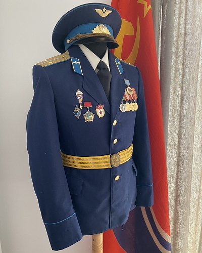 Soviet airborne VDV captain parade uniform Obr. 69